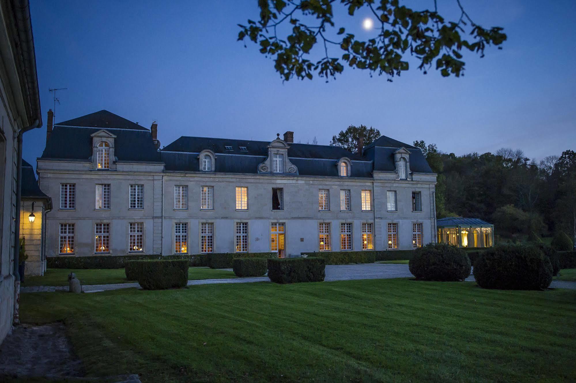 ホテル シャトー ドゥ クールセル Courcelles-sur-Vesle エクステリア 写真